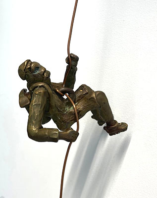 Bill Hayes nz bronze sculptor, Repeller 2